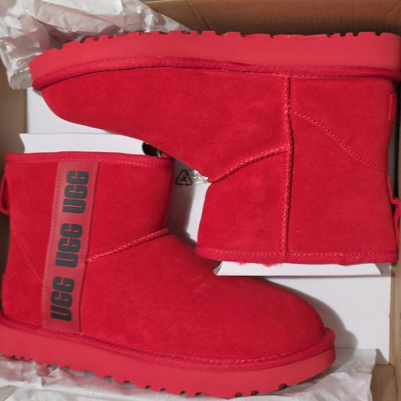 UGG Shoes - UGG (No Box)